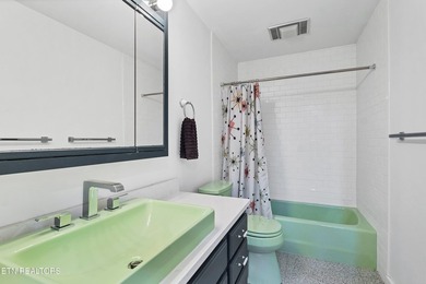 Welcome to lakefront living at its finest! This beautifully - photo 38