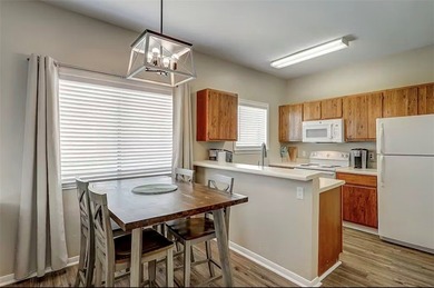 Fully furnished and turnkey 1-bedroom, 1-bath condo on desirable - photo 5