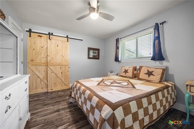 Discover the perfect blend of comfort, flexibility, and lake - photo 14