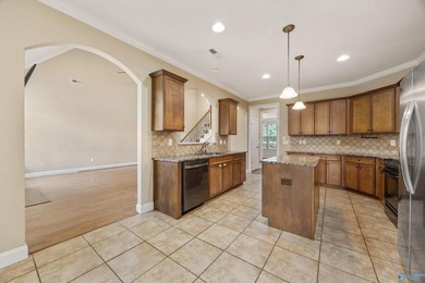 Located in the beautiful Lake Forest subdivision, this home - photo 15