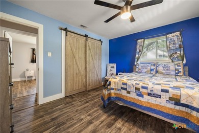 Discover the perfect blend of comfort, flexibility, and lake - photo 15