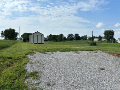 Lake Lot For Sale in Altamont, Missouri