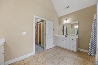 Located in the beautiful Lake Forest subdivision, this home - photo 31