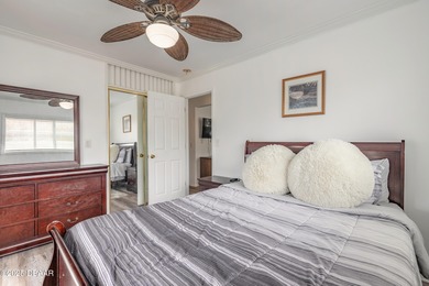 $799,000 - Rare Multi-Generational Waterfront Home with 8+ Car - photo 38