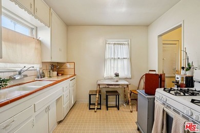 Property can now be delivered with one unit vacant at close of - photo 9