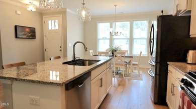 Gorgeously upgraded 3-bedroom townhome offering the perfect - photo 10