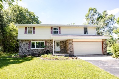 Enjoy the perfect blend of space, updates, and location on this - photo 1