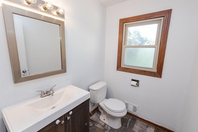 Enjoy the perfect blend of space, updates, and location on this - photo 8