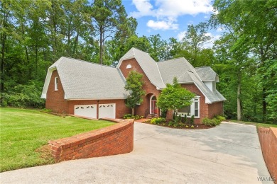 Lake Home For Sale in Tuscaloosa, Alabama