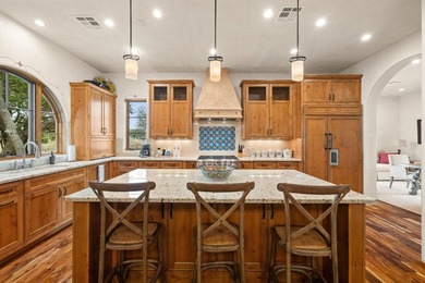 Enjoy sophisticated Hill Country living in this beautifully - photo 11