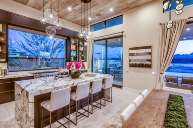 Excellent craftsmanship and breathtaking views await you at this - photo 16