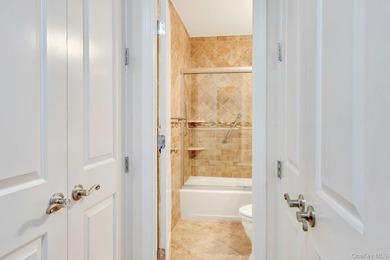 Stunning south views await you in this Kennedy House high-floor - photo 16