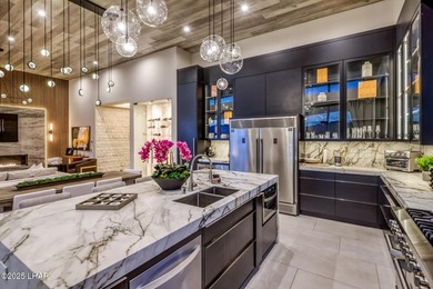 Excellent craftsmanship and breathtaking views await you at this - photo 20