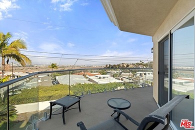 Welcome to this stunning 4,600-square-foot single-family home - photo 22