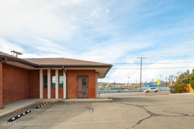 Prime 2,858 sqft medical office building in a high-traffic area