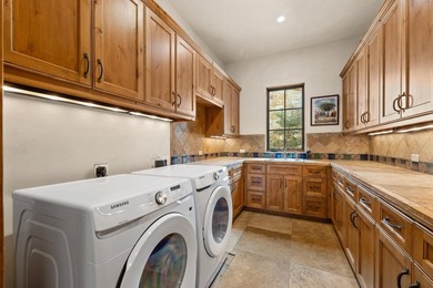 Enjoy sophisticated Hill Country living in this beautifully - photo 27