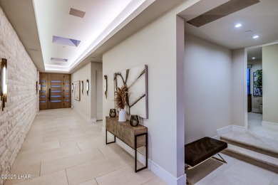 Excellent craftsmanship and breathtaking views await you at this - photo 28