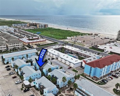 FULLY FURNISHED! LOW HOA! READY TO RENT!! Relax on your own - photo 2