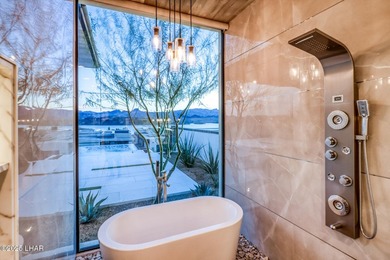 Excellent craftsmanship and breathtaking views await you at this - photo 33