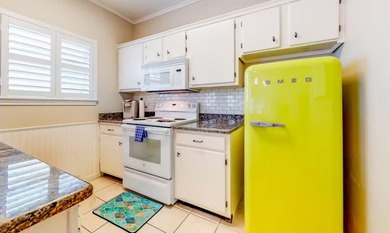 FULLY FURNISHED! LOW HOA! READY TO RENT!! Relax on your own - photo 4