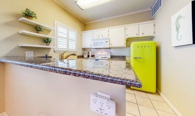 FULLY FURNISHED! LOW HOA! READY TO RENT!! Relax on your own - photo 6