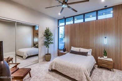 Excellent craftsmanship and breathtaking views await you at this - photo 43