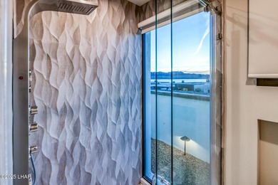 Excellent craftsmanship and breathtaking views await you at this - photo 46