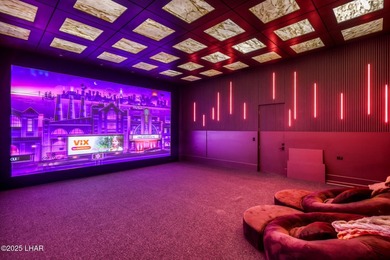 Excellent craftsmanship and breathtaking views await you at this - photo 52