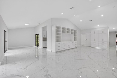 (private lake, pond, coastal) Townhome/Townhouse For Sale in Boca Raton Florida