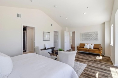 Nestled on a quiet cul-de-sac in the Hayward Hills, this - photo 22