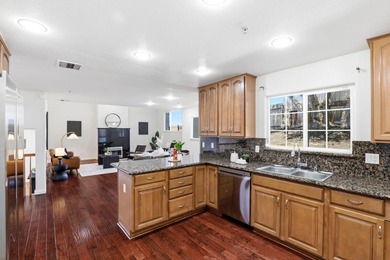 Nestled on a quiet cul-de-sac in the Hayward Hills, this - photo 23