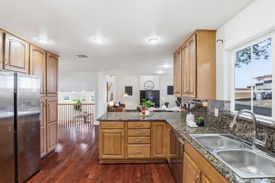 Nestled on a quiet cul-de-sac in the Hayward Hills, this - photo 24