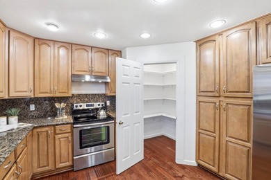 Nestled on a quiet cul-de-sac in the Hayward Hills, this - photo 25