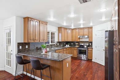 Nestled on a quiet cul-de-sac in the Hayward Hills, this - photo 26