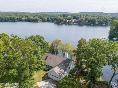 Lake Home For Sale in Crossville, Tennessee