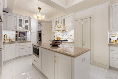Residence GA at 500 West End Avenue is a sophisticated - photo 5