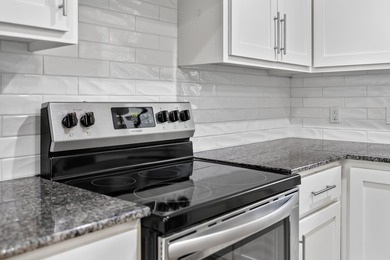 Ready to move in and nothing to do. This roomy three bedroom 2 - photo 11