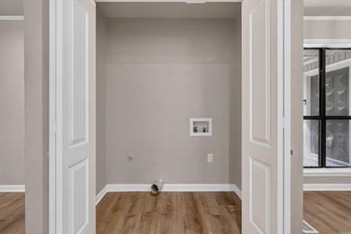 Ready to move in and nothing to do. This roomy three bedroom 2 - photo 14