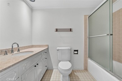 Beautiful waterfront home in the highly sought-after Dover - photo 21