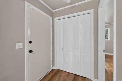 Ready to move in and nothing to do. This roomy three bedroom 2 - photo 22