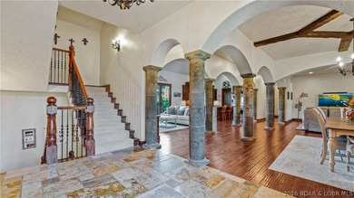 Welcome to a one-of-a-kind luxury estate in a gated Osage Beach - photo 25