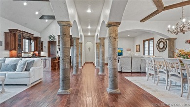 Welcome to a one-of-a-kind luxury estate in a gated Osage Beach - photo 26