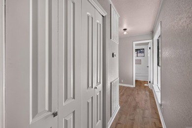 Ready to move in and nothing to do. This roomy three bedroom 2 - photo 30