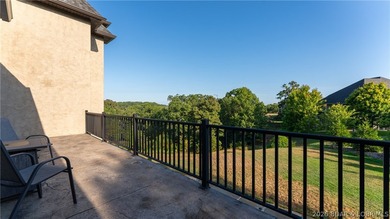 Welcome to a one-of-a-kind luxury estate in a gated Osage Beach - photo 31