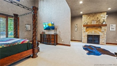 Welcome to a one-of-a-kind luxury estate in a gated Osage Beach - photo 34