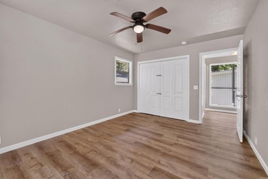Ready to move in and nothing to do. This roomy three bedroom 2 - photo 35