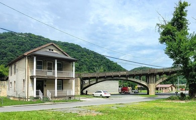 Home with great location. 4 bedrooms 2 baths, Balcony, Nice - photo 36