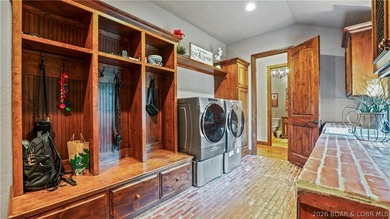 Welcome to a one-of-a-kind luxury estate in a gated Osage Beach - photo 39