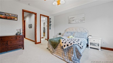 Welcome to a one-of-a-kind luxury estate in a gated Osage Beach - photo 48