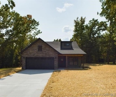 Lake Home For Sale in Camdenton, Missouri